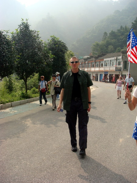 Image: /media/?path=/trips/2007-08-13 China/2007-08-20_Wudang/20070820-090744-0-Rob.jpg